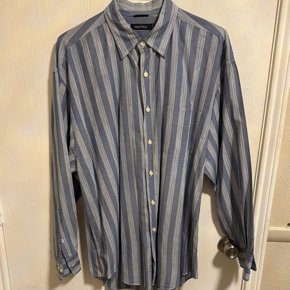 Nautical Men’s XL 100% Cotton Button Down Long Sleeve Blue White Stripe Shirt